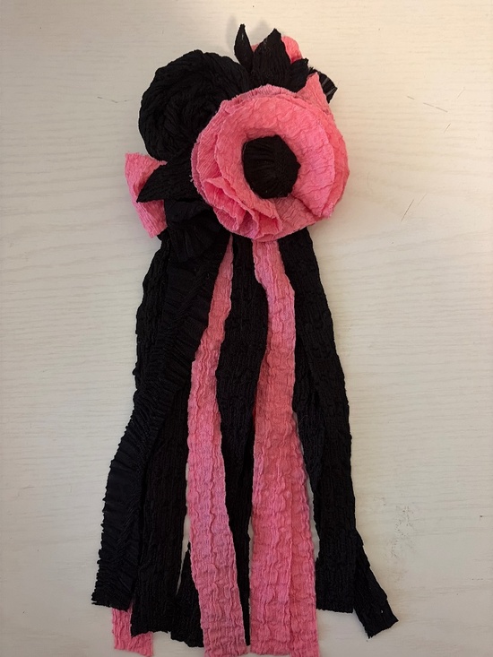 The Ivy Petal Co Accessories - Pink and Black flower Pin.